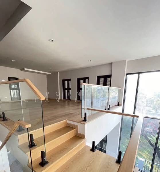 Sage Thonglor, Bangkok, Soi Thonglor 11, Sukhumvit 55 Road, Khlongtoei Nua, Watthana, Bangkok, 3 Bedrooms, 362 sqm, Townhouse For Rent, by Pornpan Chantharakasemchai, 500215811 - DDproperty.com