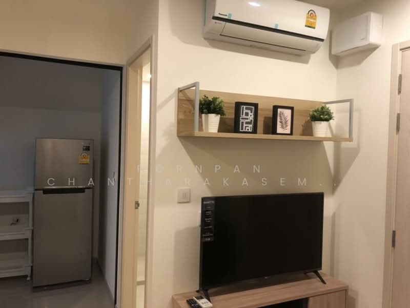 Life Asoke, Bangkok, Asoke-Dindang Road, Bang Kapi, Huai Khwang, Bangkok, 1 Bedroom, 30 sqm, Condo For Rent, by Pornpan Chantharakasemchai, 500215817 - DDproperty.com