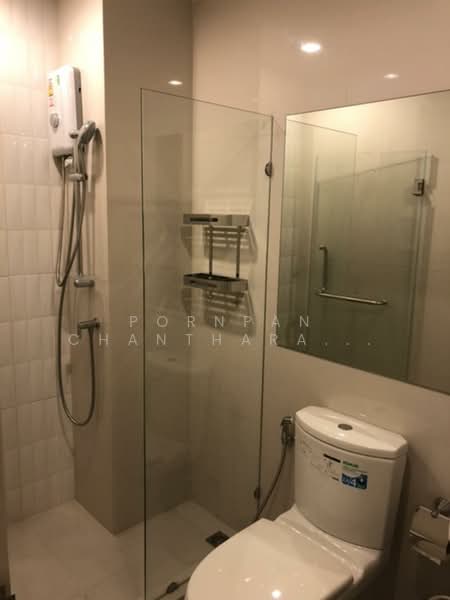 Life Asoke, Bangkok, Asoke-Dindang Road, Bang Kapi, Huai Khwang, Bangkok, 1 Bedroom, 30 sqm, Condo For Rent, by Pornpan Chantharakasemchai, 500215817 - DDproperty.com