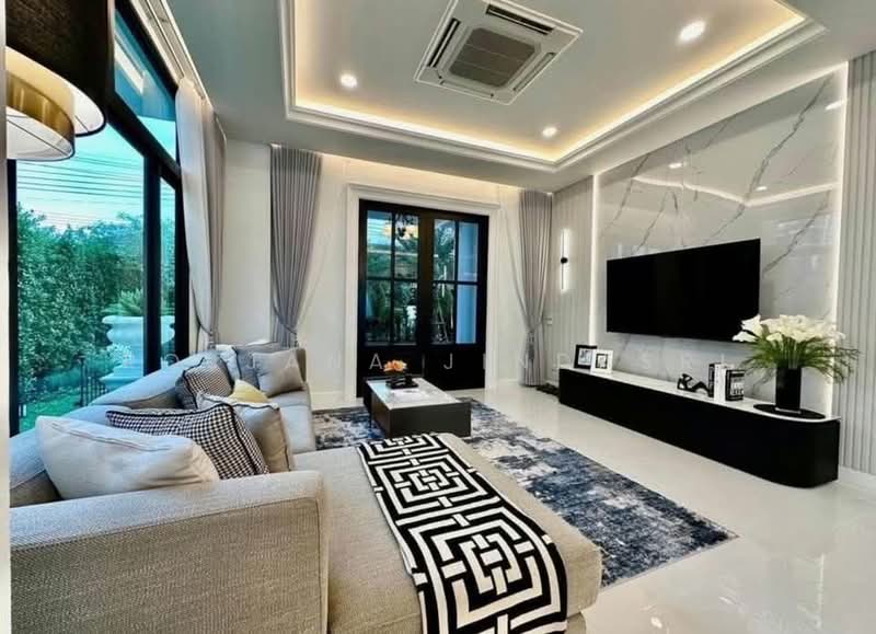 5-BR Villa, Bangkok, Bang Na Nuea, Bang Na, Bangkok, 5 Bedrooms, 720 sqm, Villa For Rent, by Rojjana Jindasri, 500215839 - DDproperty.com