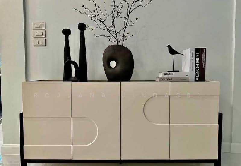 ให้เช่า - วิลล่า 5-ห้องนอน, กรุงเทพ