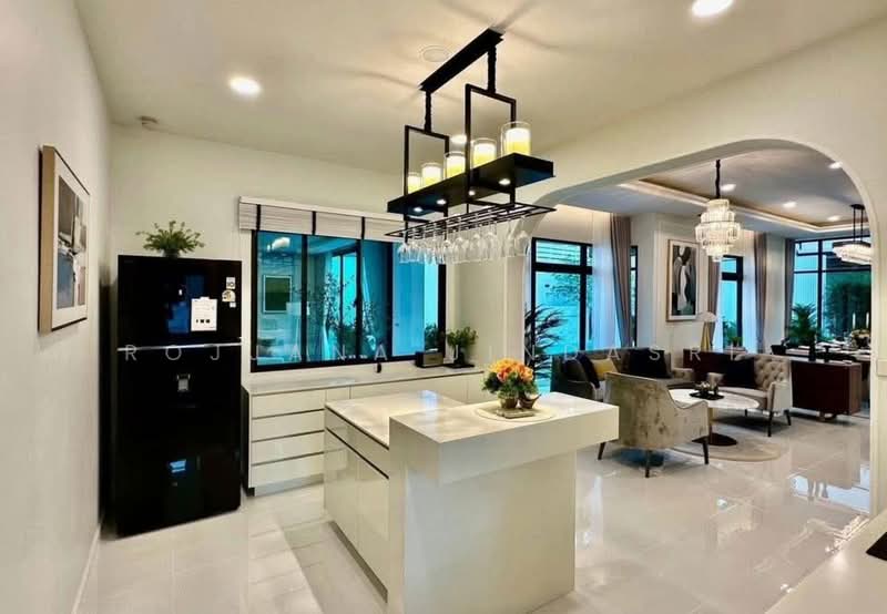 5-BR Villa, Bangkok, Bang Na Nuea, Bang Na, Bangkok, 5 Bedrooms, 720 sqm, Villa For Rent, by Rojjana Jindasri, 500215839 - DDproperty.com