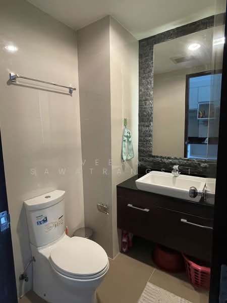 Abstracts Phahonyothin Park, Bangkok, 1076 Phahonyothin Road, Jom Phon, Chatuchak, Bangkok, 1 Bedroom, 34 sqm, Condo For Sale, by Veera Sawatrangsri, 500215849 - DDproperty.com