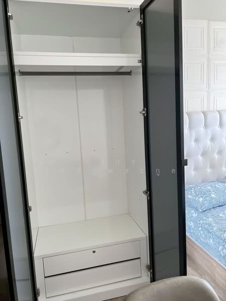 Maestro 03 Ratchada-Rama 9, Bangkok, Soi Ratchadaphisek 3 Ratchadaphisek Road, Din Daeng, Din Daeng, Bangkok, 1 Bedroom, 33 sqm, Condo For Sale, by วรกร สิทธิลู่ตระกูล, 500215853 - DDproperty.com