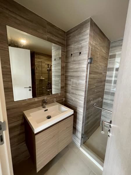 Maestro 03 Ratchada-Rama 9, Bangkok, Soi Ratchadaphisek 3 Ratchadaphisek Road, Din Daeng, Din Daeng, Bangkok, 1 Bedroom, 33 sqm, Condo For Sale, by วรกร สิทธิลู่ตระกูล, 500215853 - DDproperty.com