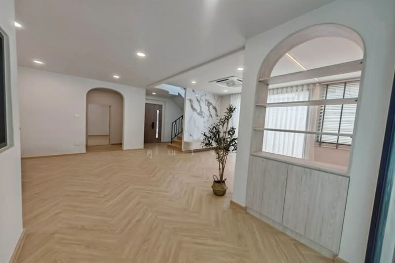 Baan Suan Prinsiri, Bangkok, Khlong Kum, Bueng Kum, Bangkok, 4 Bedrooms, 200 sqm, Single Detached House For Sale, by คุณเจษ, 500215906 - DDproperty.com