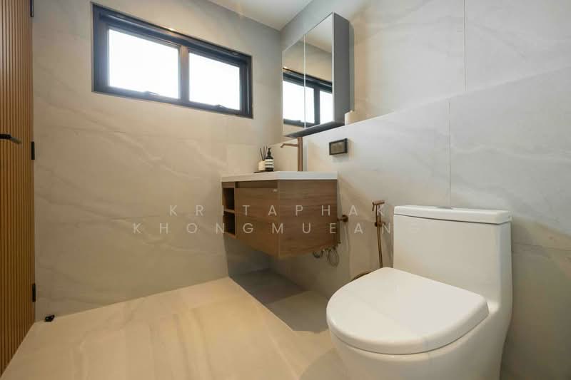 Richmond Palace, Bangkok, Soi Sukhumvit 43 Sukhumvit Road, Khlong Tan Nua, Watthana, Bangkok, 3 Bedrooms, 163 sqm, Condo For Rent, by Kritaphak Khongmueang, 500215914 - DDproperty.com