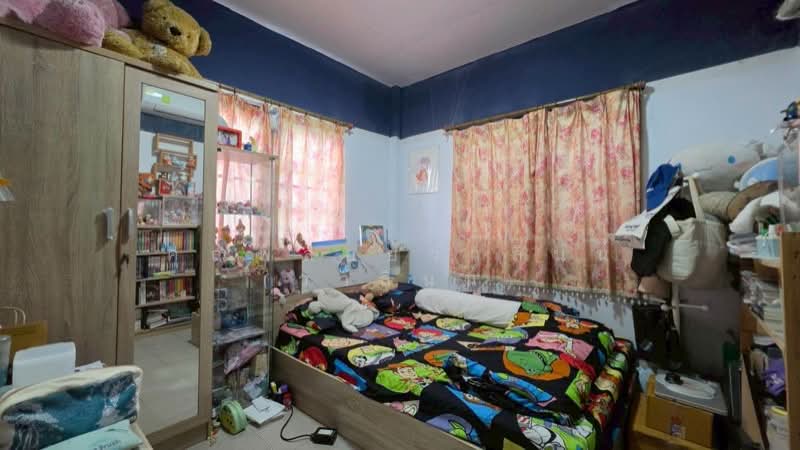 For Sale - บ้านเดียว 2 หลัง 53.3 ตารางวา ซอยเทิดราชัน 33, Bangkok