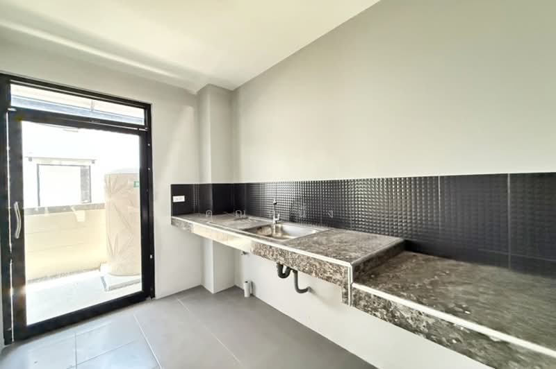 Venue Tiwanon-Rangsit, Pathum Thani, Bang Kadi, Muang Pathum Thani, Pathum Thani, 3 Bedrooms, 170 sqm, Single Detached House For Sale, by คุณหนึ่ง, 500215956 - DDproperty.com