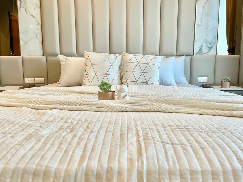 Intro Phaholyothin-Pradipat, Bangkok, Pradipat, Samsen Nai, Phaya Thai, Bangkok, 1 Bedroom, 46 sqm, Condo For Sale, by Phakawadee Jiramanee, 500215975 - DDproperty.com