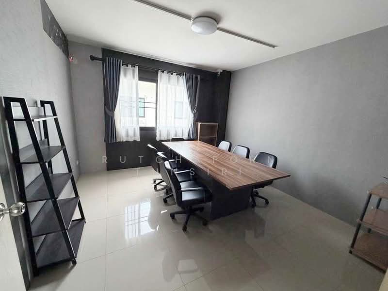 อาคารพาณิชย์ ให้เช่า – ใกล้มีโชคพลาซ่า เพียง 5 นาทที ค่าเช่า 35,000 บาท /เดือน รหัสทรัพย์ : No.5H646, Chiang Mai, Nong Chom, San Sai, Chiang Mai, , 100 sqm, Shophouse For Rent, by Rutchaporn Tunsiri, 500215980 - DDproperty.com