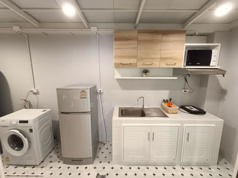 CHER Suksawat - Phutthabucha, Bangkok, Phutthabucha Soi 40, Bangmot, Thung Khru, Bangkok, 3 Bedrooms, 150 sqm, Townhouse For Sale, by Phakawadee Jiramanee, 500215991 - DDproperty.com