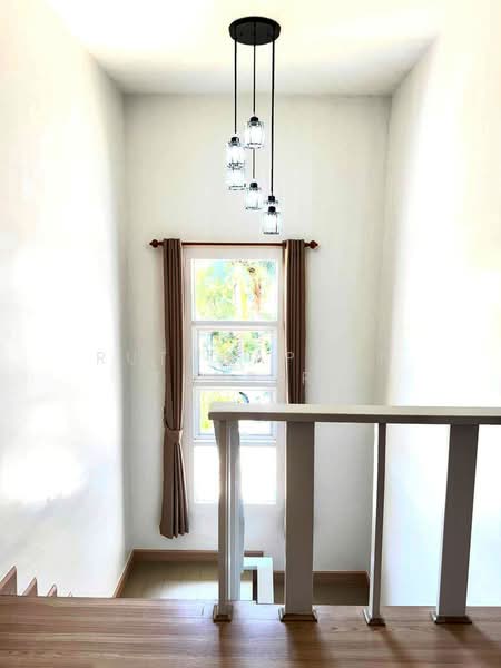 บ้านสวยในโครงการ ให้เช่า – ใกล้บิ๊กซีแม่เหียะ เพียง 10 นาที ค่าเช่า 28,000 บาท / เดือน No.9H1028, Chiang Mai, San Phak Wan, Hang Dong, Chiang Mai, 3 Bedrooms, 150 sqm, Single Detached House For Rent, by Rutchaporn Tunsiri, 500215999 - DDproperty.com