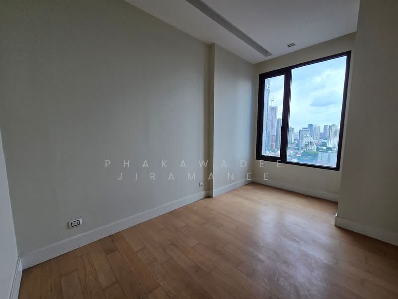 Equinox Phahol Vibha, Bangkok, 345 Paholyothin Road, Jom Phon, Chatuchak, Bangkok, 1 Bedroom, 40 sqm, Condo For Rent, by Phakawadee Jiramanee, 500216002 - DDproperty.com