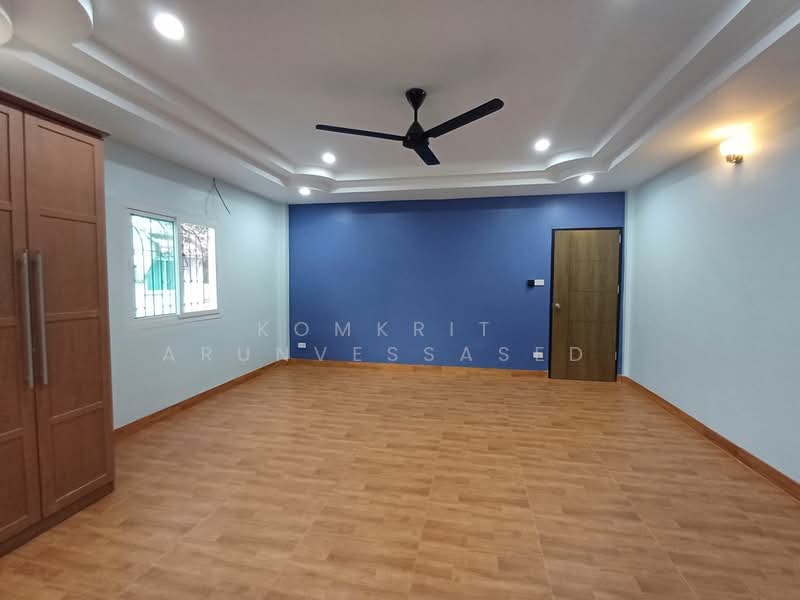 บ้าน 6-ห้องนอน, กรุงเทพ, บางจาก, พระโขนง, กรุงเทพ, 27 ตร.ม., บ้านเดี่ยว ให้เช่า, โดย Komkrit  Arunvessased , 500216020 - DDproperty.com