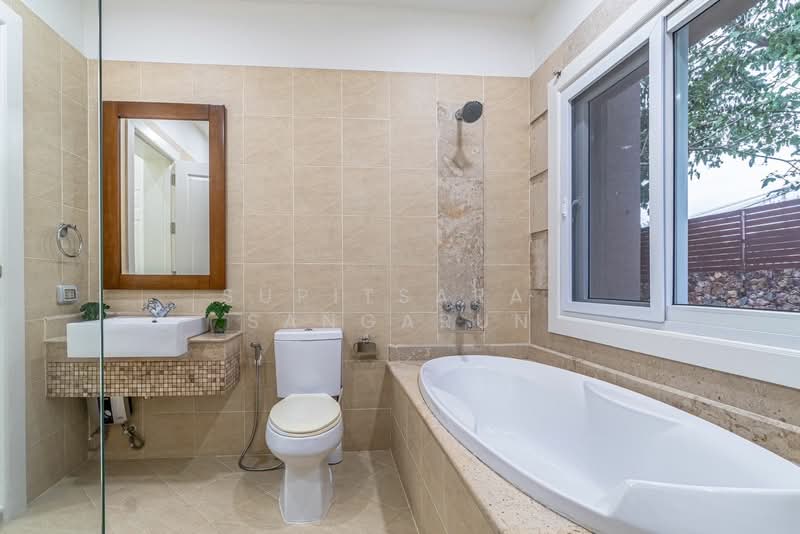 Silk Road Place, Chon Buri (Pattaya), Chaiyapruek 2 Road, Bang Lamung, Bang Lamung (Pattaya), Chon Buri (Pattaya), 3 Bedrooms, 380 sqm, Single Detached House For Rent, by Supitsara  Sangarun, 500216036 - DDproperty.com