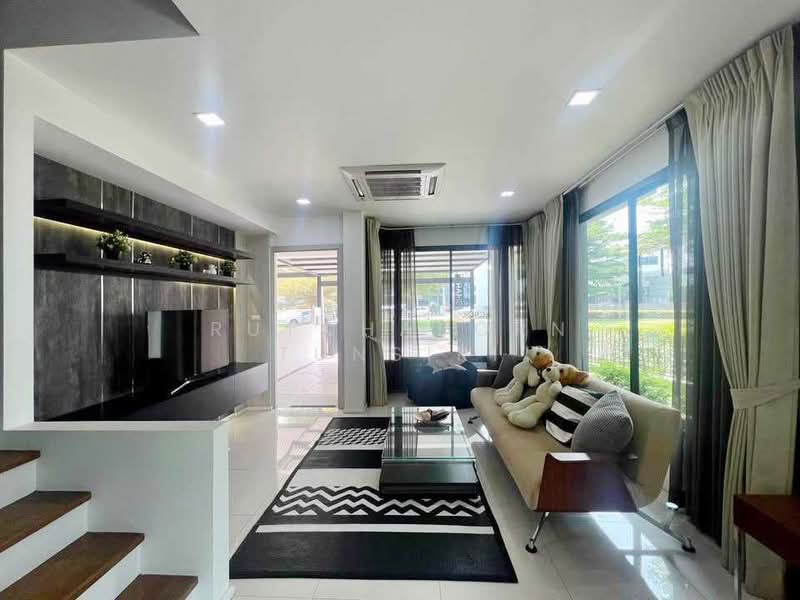 ทาวน์เฮ้าส์ในโครงการ ให้เช่า – ใกล้กาดฝรั่ง เพียง 10 นาที ค่าเช่า 30,000 บาท / เดือน No.14H1066, Chiang Mai, San Phak Wan, Hang Dong, Chiang Mai, 3 Bedrooms, 163 sqm, Townhouse For Rent, by Rutchaporn Tunsiri, 500216037 - DDproperty.com