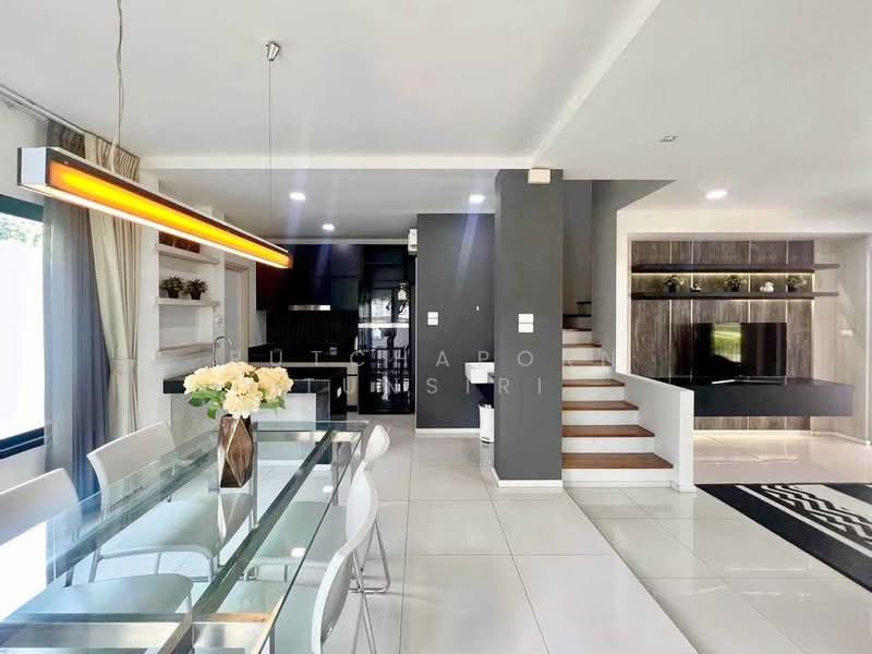 ให้เช่า - ทาวน์เฮ้าส์ในโครงการ ให้เช่า – ใกล้กาดฝรั่ง เพียง 10 นาที ค่าเช่า 30,000 บาท / เดือน No.14H1066, เชียงใหม่