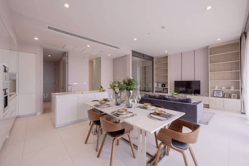 Vittorio 39, Bangkok, 8 Sukhumvit, Khlong Tan Nua, Watthana, Bangkok, 2 Bedrooms, 138 sqm, Condo For Sale, by Sutapat Pariwong, 500216074 - DDproperty.com