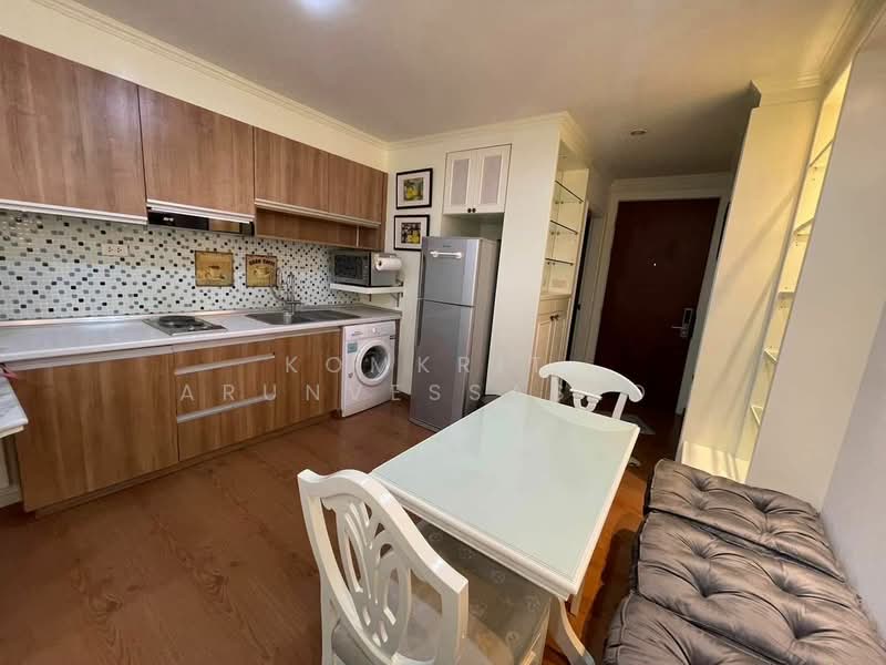 The Next Garden Suites, Bangkok, 111 Soi Sukhumvit 52, Sukhumvit Road, Bang Chak, Phra Khanong, Bangkok, 2 Bedrooms, 70 sqm, Condo For Rent, by Komkrit Arunvessased , 500216092 - DDproperty.com