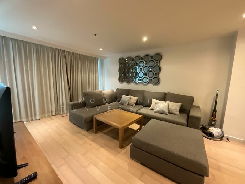 Eight Thonglor Residence, Bangkok, Eight Thonglor Building 88/36, Khlong Tan Nua, Watthana, Bangkok, 2 Bedrooms, 122 sqm, Condo For Rent, by Komkrit  Arunvessased , 500216096 - DDproperty.com