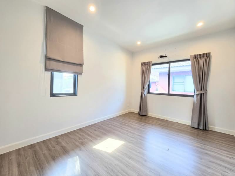 Saransiri Chaiyaphruek-Chaengwattana, Nonthaburi, 58 Thai Chamber of Commerce Road, Bang Tanai, Pak Kret, Nonthaburi, 3 Bedrooms, 160 sqm, Single Detached House For Sale, by เอนก, 500216129 - DDproperty.com