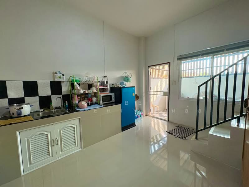 For Sale - ทาวน์เฮ้าส์บ้านกล้วย ชัยนาท, Chai Nat