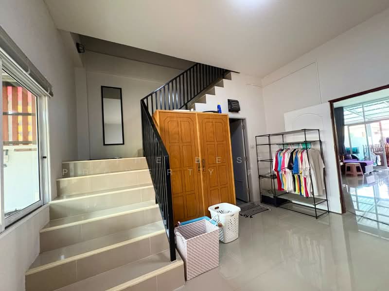 For Sale - ทาวน์เฮ้าส์บ้านกล้วย ชัยนาท, Chai Nat