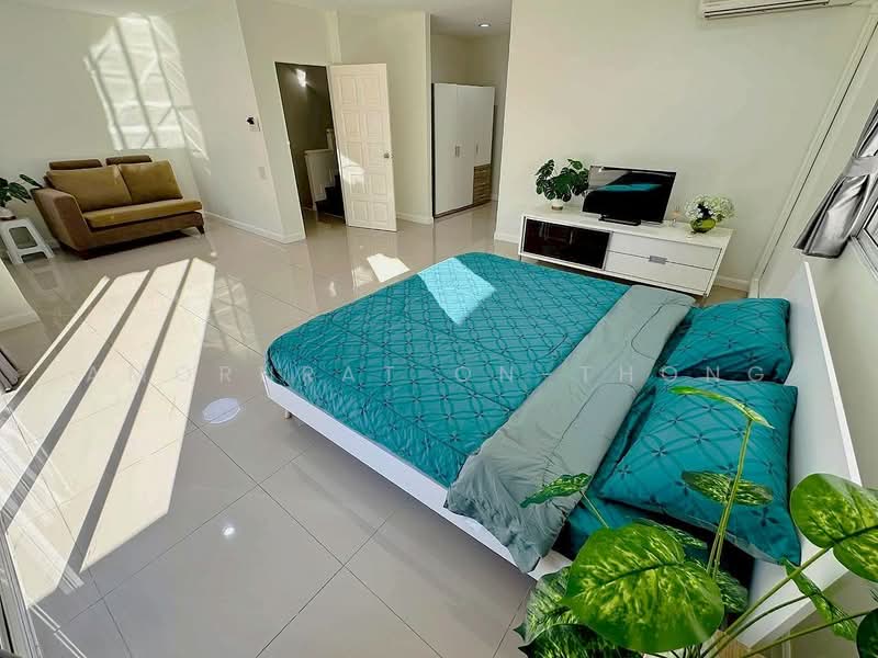 House, Bangkok, Khlong Tan Nua, Watthana, Bangkok, 5 Bedrooms, 300 sqm, Single Detached House For Rent, by Amornrat On-Thong, 500216177 - DDproperty.com