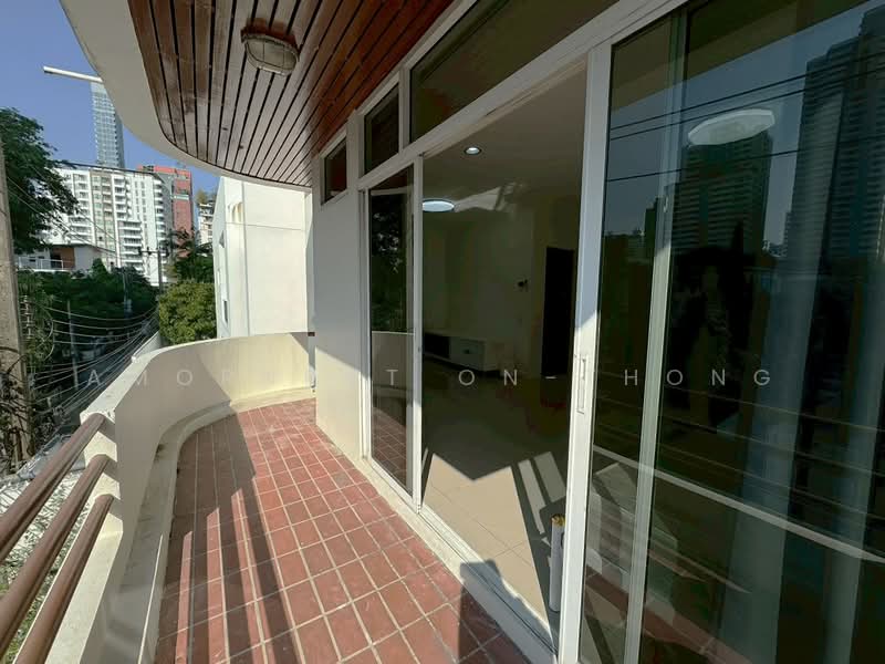 House, Bangkok, Khlong Tan Nua, Watthana, Bangkok, 5 Bedrooms, 300 sqm, Single Detached House For Rent, by Amornrat On-Thong, 500216177 - DDproperty.com