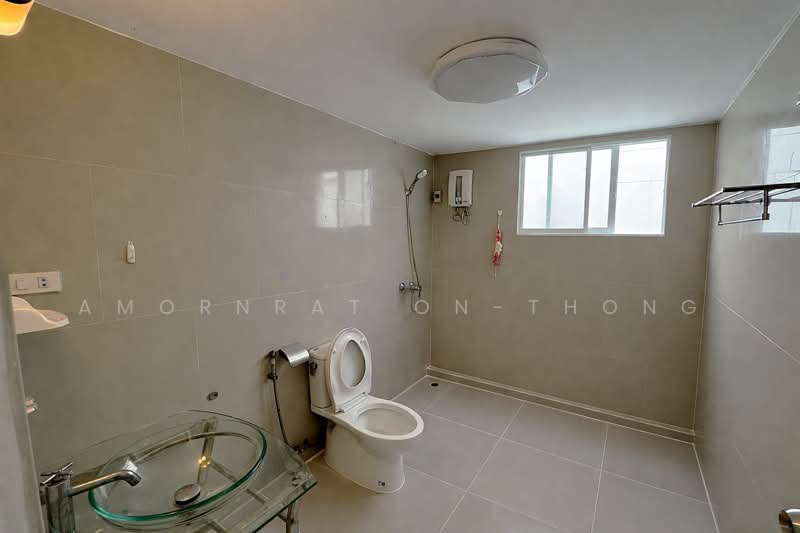 House, Bangkok, Khlong Tan Nua, Watthana, Bangkok, 5 Bedrooms, 300 sqm, Single Detached House For Rent, by Amornrat On-Thong, 500216177 - DDproperty.com