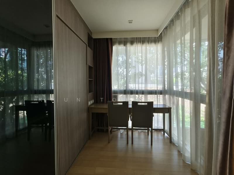 Urbitia Thonglor, Bangkok, 19 Soi Sukhumvit 36 Thonglor Road, Phra Kanong, Khlong Toei, Bangkok, 1 Bedroom, 30 sqm, Condo For Rent, by Khun Toey เตย, 500216186 - DDproperty.com