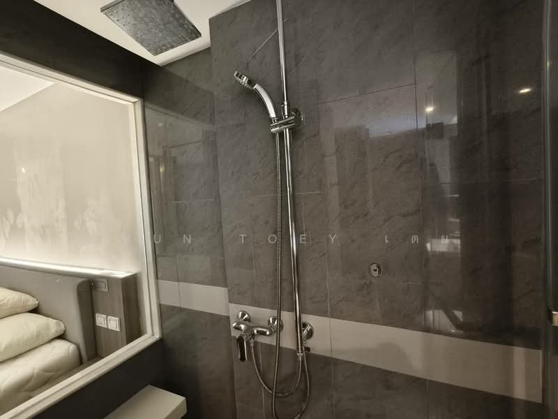 Urbitia Thonglor, Bangkok, 19 Soi Sukhumvit 36 Thonglor Road, Phra Kanong, Khlong Toei, Bangkok, 1 Bedroom, 30 sqm, Condo For Rent, by Khun Toey เตย, 500216186 - DDproperty.com