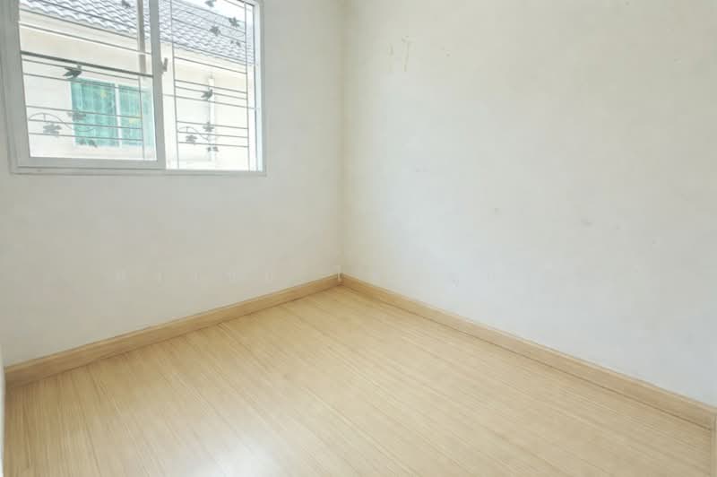 Pruksa Ville 79 Phaholyothin-Rangsit : พฤกษาวิลล์ 79 พหลโยธิน-รังสิต, ปทุมธานี, ถนนเลียบคลองเปรมประชากร, สวนพริกไทย, เมืองปทุมธานี, ปทุมธานี, 110 ตร.ม., ทาวน์เฮ้าส์ ขาย, โดย สง่าชัย ไทรทองคำ, 500216217 - DDproperty.com