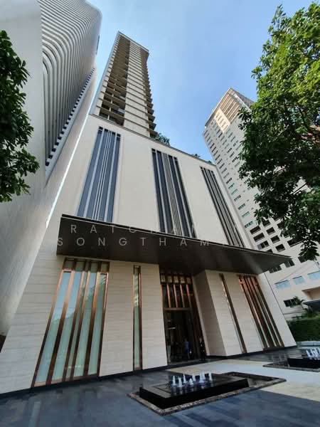 The Esse Asoke, Bangkok, 333 Soi Sukhumvit 21, Sukhumvit Road, Khlongtoei Nua, Watthana, Bangkok, 2 Bedrooms, 75 sqm, Condo For Sale, by Ratchanon Songthammakul, 500216229 - DDproperty.com