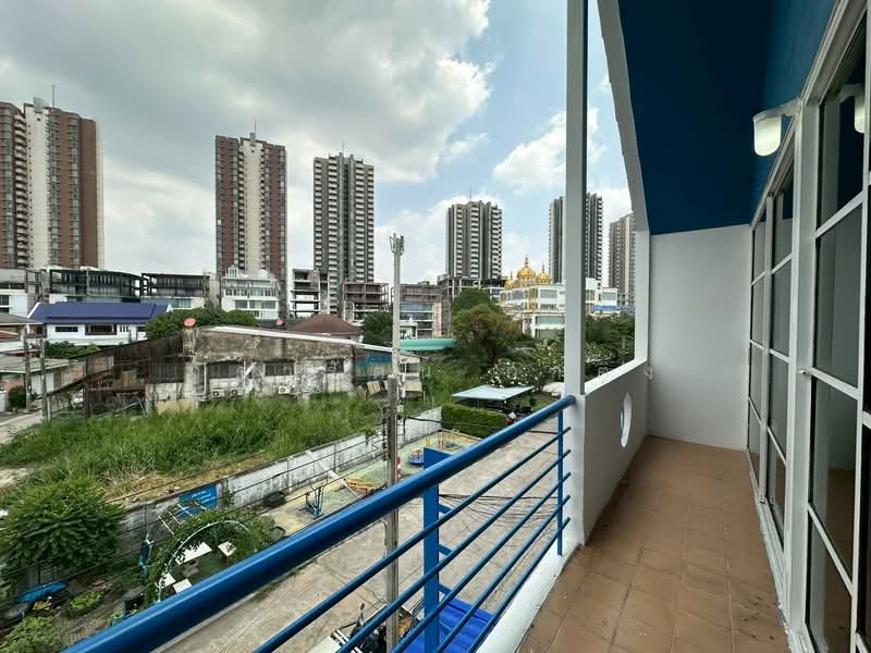 Baan Lukgolf, Nonthaburi, Soi Muang Thong Thani Village Lukgolf Project, Ban Mai, Pak Kret, Nonthaburi, 3 Bedrooms, 240 sqm, Townhouse For Rent, by วิดารัตน์ กาติ้ง, 500216250 - DDproperty.com