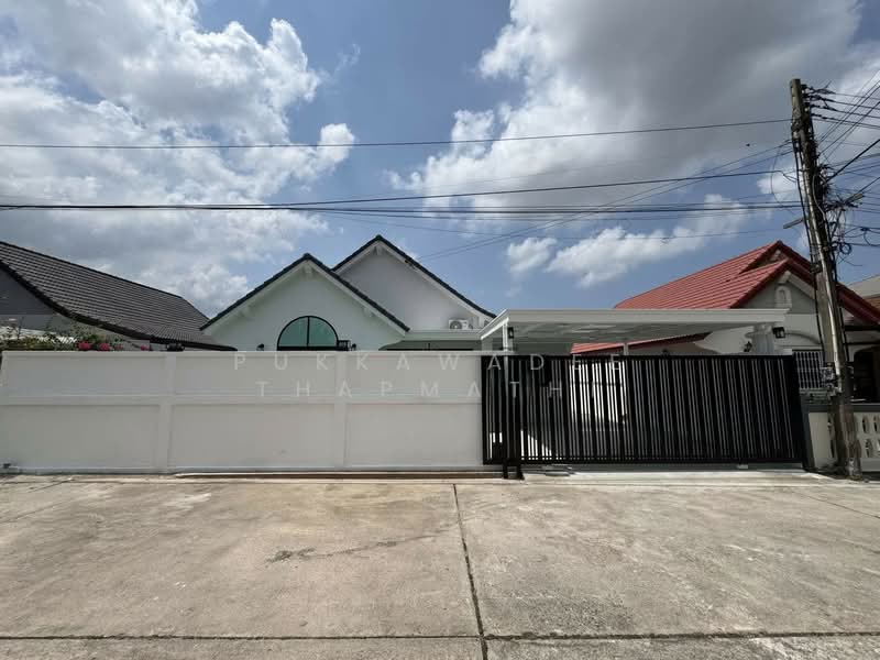 Permsub Village, Chon Buri (Pattaya), Nong Pru, Bang Lamung (Pattaya), Chon Buri (Pattaya), 4 Bedrooms, 220 sqm, Villa For Sale, by Pukkawadee Thapmathi, 500216257 - DDproperty.com