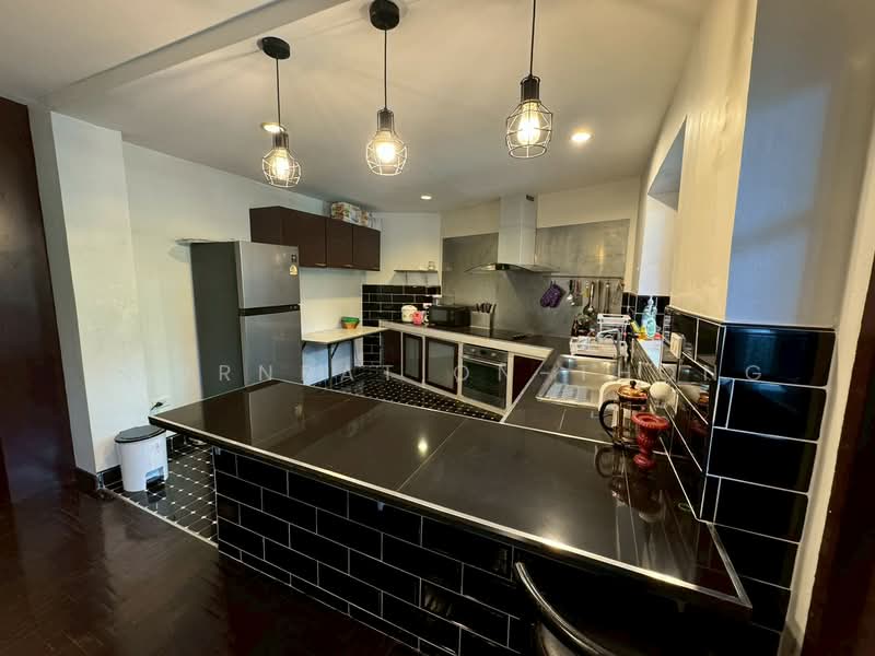 Townhouse, Bangkok, Khlong Tan Nua, Watthana, Bangkok, 4 Bedrooms, 700 sqm, Townhouse For Rent, by Amornrat On-Thong, 500216268 - DDproperty.com