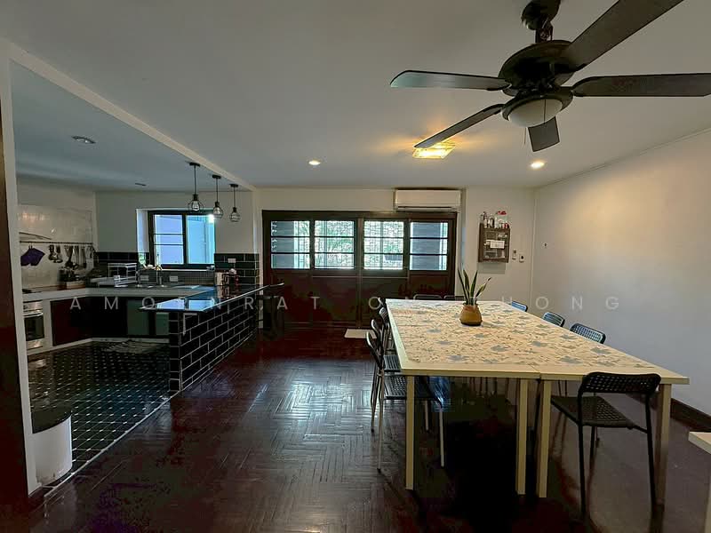 Townhouse, Bangkok, Khlong Tan Nua, Watthana, Bangkok, 4 Bedrooms, 700 sqm, Townhouse For Rent, by Amornrat On-Thong, 500216268 - DDproperty.com