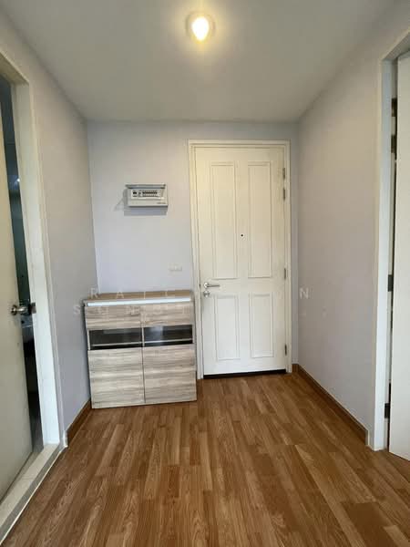 The Parkland Grand Asoke-Phetchaburi, Bangkok, 1811 Phetchaburi Rd, Bang Kapi, Huai Khwang, Bangkok, 1 Bedroom, 36 sqm, Condo For Sale, by Ratchanon Songthammakul, 500216269 - DDproperty.com