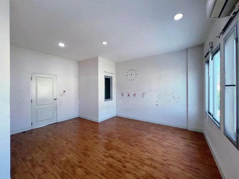 Vista 180 Thepharak-Wongwaen, Samut Prakan, Thepharak, Muang Samut Prakarn, Samut Prakan, 3 Bedrooms, 148 sqm, Townhouse For Sale, by ERA Thailand, 500216275 - DDproperty.com