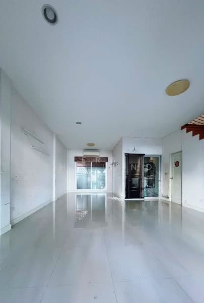 Vista 180 Thepharak-Wongwaen, Samut Prakan, Thepharak, Muang Samut Prakarn, Samut Prakan, 3 Bedrooms, 148 sqm, Townhouse For Sale, by ERA Thailand, 500216275 - DDproperty.com