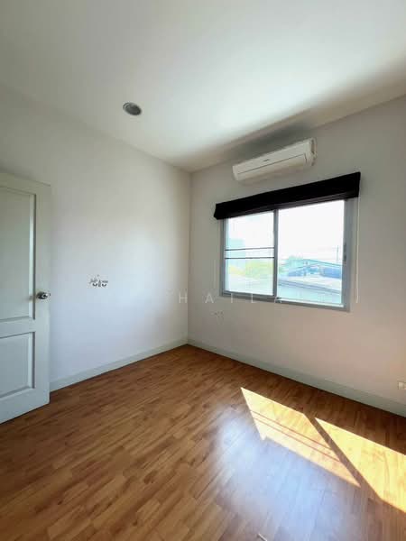 Vista 180 Thepharak-Wongwaen : วิสต้า วันเอทโอ เทพารักษ์-วงแหวน, สมุทรปราการ, เทพารักษ์, เมืองสมุทรปราการ, สมุทรปราการ, 148 ตร.ม., ทาวน์เฮ้าส์ ขาย, โดย ERA Thailand, 500216275 - DDproperty.com