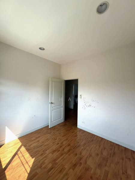 Vista 180 Thepharak-Wongwaen, Samut Prakan, Thepharak, Muang Samut Prakarn, Samut Prakan, 3 Bedrooms, 148 sqm, Townhouse For Sale, by ERA Thailand, 500216275 - DDproperty.com