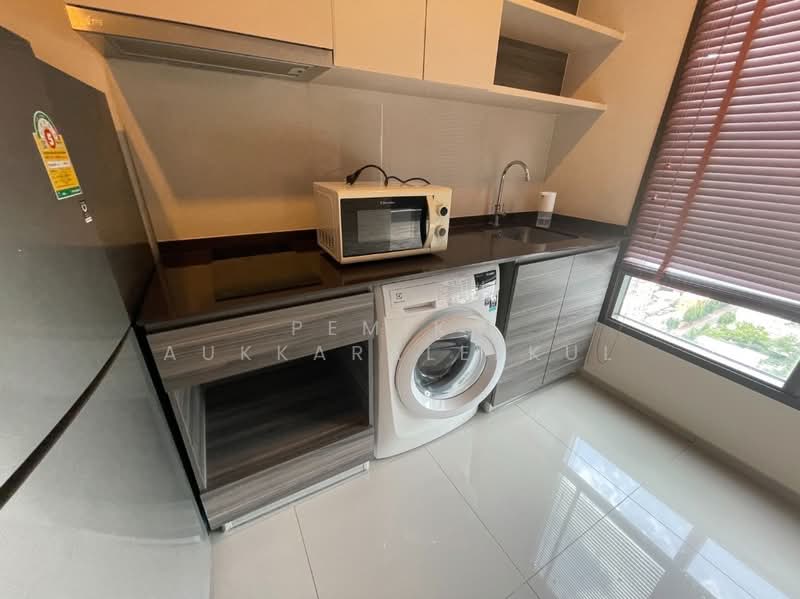 CENTRIC Ari Station, Bangkok, 27 Phahonyothin Road, Samsen Nai, Phaya Thai, Bangkok, 2 Bedrooms, 67 sqm, Condo For Sale, by Pemika Aukkaraleekul, 500216311 - DDproperty.com