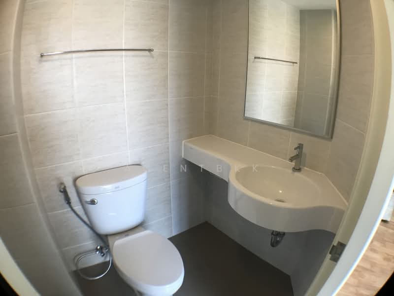 Lumpini Ville On Nut-Lat Krabang 2, Bangkok, Soi On Nut 88/3, On Nut Road, Prawet, Prawet, Bangkok, 1 Bedroom, 23 sqm, Condo For Rent, by Agentbkk, 500216332 - DDproperty.com