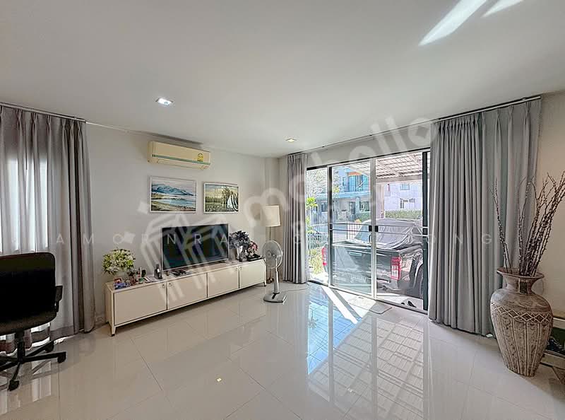 Townhouse, Bangkok, Bang Na, Bang Na, Bangkok, 3 Bedrooms, 200 sqm, Townhouse For Sale, by Amornrat On-Thong, 500216336 - DDproperty.com