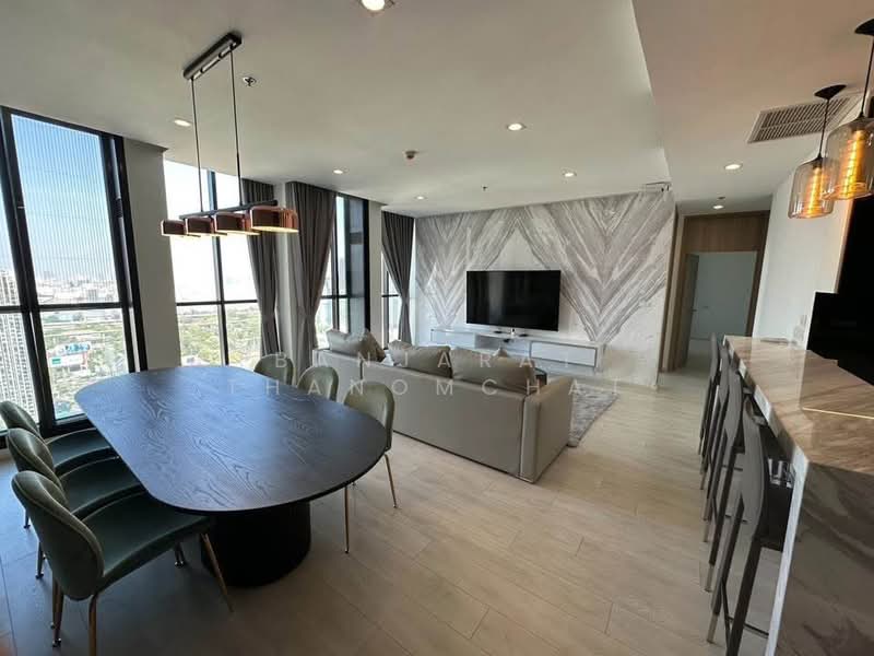 Noble Ploenchit, Bangkok, 1035 Ploenchit Road, Lumphini, Pathum Wan, Bangkok, 2 Bedrooms, 120 sqm, Condo For Rent, by Banjarat Thanomchat, 500216366 - DDproperty.com