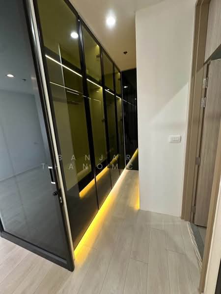 Noble Ploenchit, Bangkok, 1035 Ploenchit Road, Lumphini, Pathum Wan, Bangkok, 2 Bedrooms, 120 sqm, Condo For Rent, by Banjarat Thanomchat, 500216366 - DDproperty.com