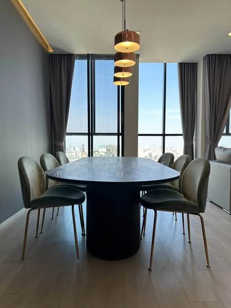 Noble Ploenchit, Bangkok, 1035 Ploenchit Road, Lumphini, Pathum Wan, Bangkok, 2 Bedrooms, 120 sqm, Condo For Sale, by Banjarat Thanomchat, 500216374 - DDproperty.com